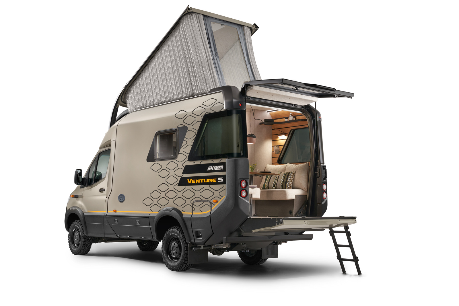 3_4_Heck_Beige_offen_Leiter_runder_Kamin-Screen